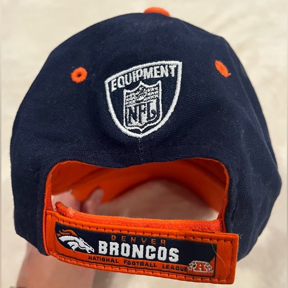 Denver Broncos NFL Reebok Baseball Cap Hat Adult Strapback Blue Orange White - Picture 8 of 8